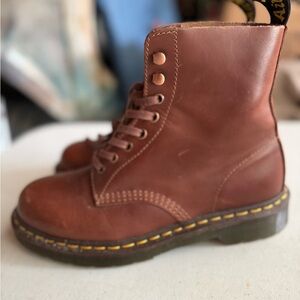 Brown Leather Lace-Up Boots